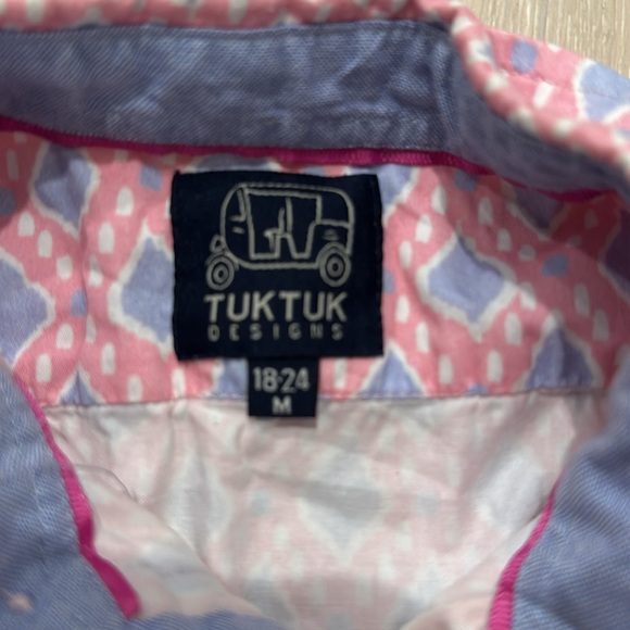 like new ! tuk tuk designs short sleeved button up in ikat pink 12-18M - Picture 2 of 3
